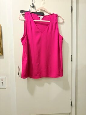 Nine West Bright Pink V-Neck Sleeveless Camisole